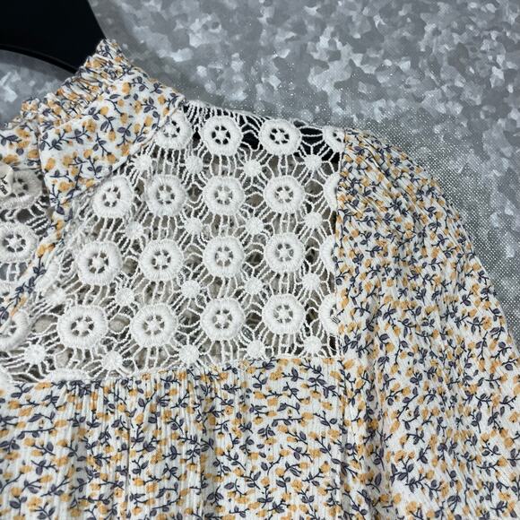 Everleigh Women's Butter Yellow Calico Lace Yoke High Neck Boho Top - Size XS - Picture 2 of 7